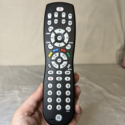 GE Universal 8 Device Remote Control 2492 Tested and Working