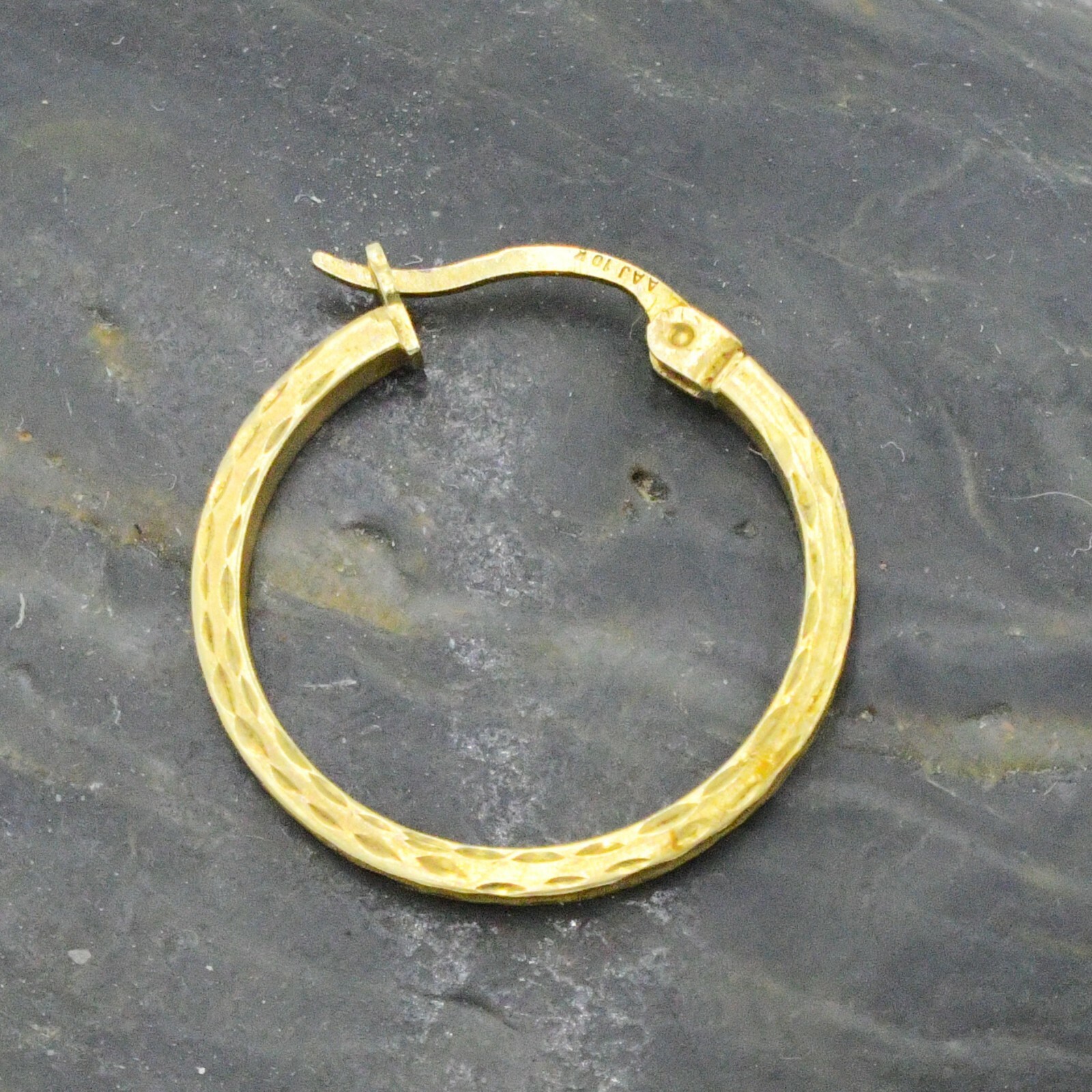 10K Yellow Gold スターバングル BANGLE(2JU0376)K10 バングル｜スタージュエリー公式オンライン