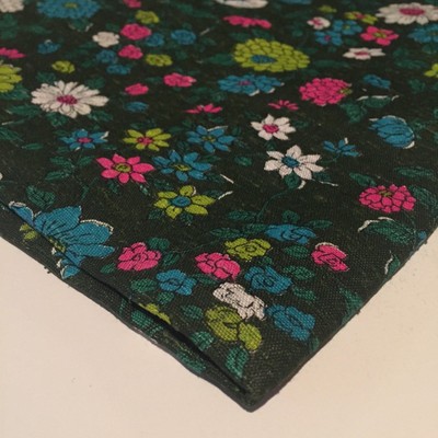 VTG Forest Green Flowers Floral Fabric White Blue Pink 45