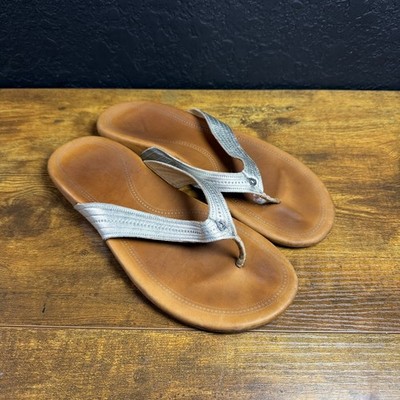 Olukai Ohana Silver Metallic Leather Flip Flop Sandals Womens Size 8