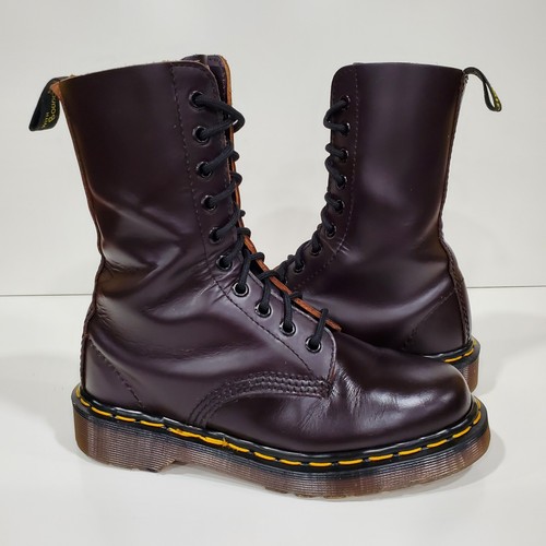 Dr. Martens Doc England MIE Rare 90 s Vintage Eggplant 1490