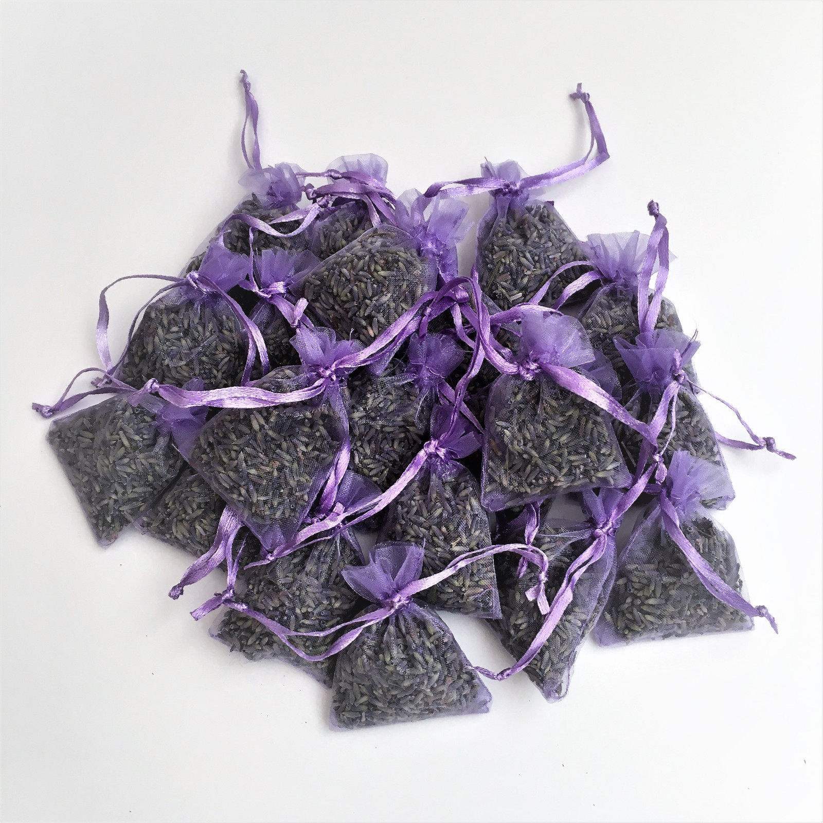 20 Lavender Bags Sachets Wardrobe Drawer Aromatic Repel Calming
