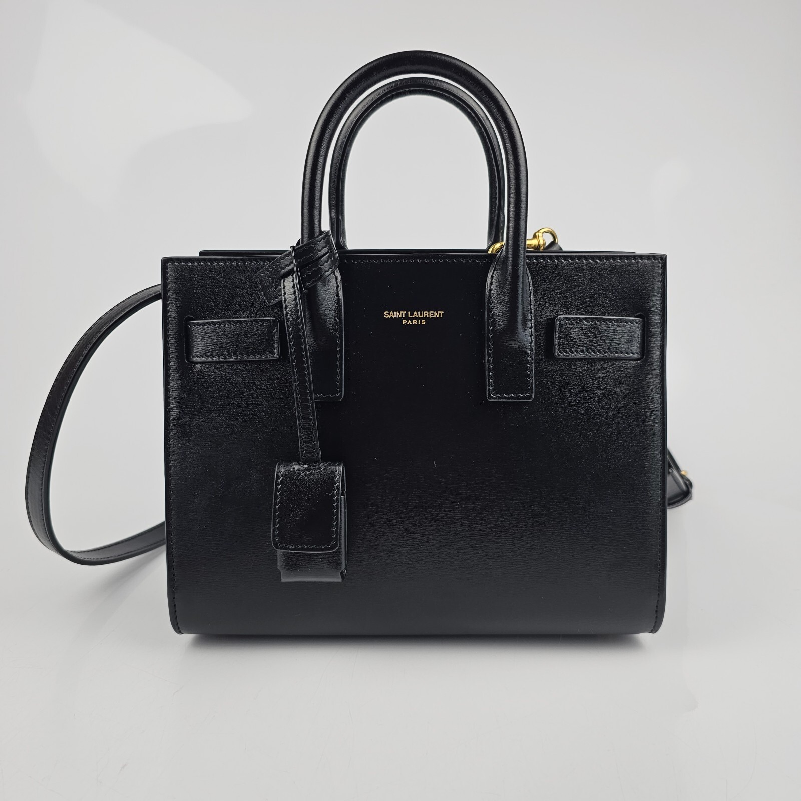 【関税&送料込】Saint Laurent Sac De Jour Nano Handbag In Sh Saint Laurent Sac De Jour Nano Top-Handle Bag in Smooth