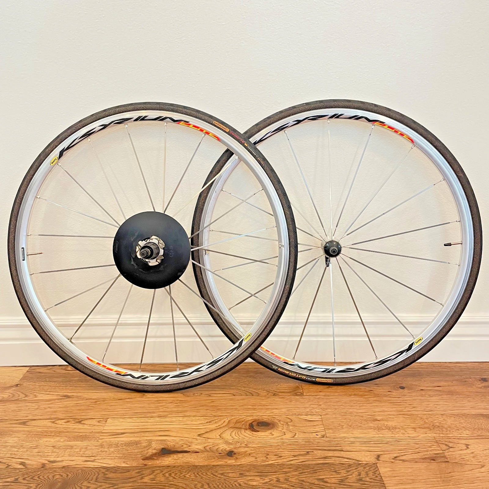 MAVIC Ksyrium Elite S クリンチャーホイール MAVIC（マヴィック）KSYRIUM ELITE UST （キシリウムエリート