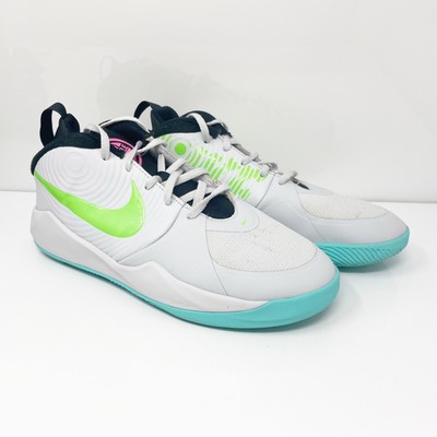 

Nike Boys Team Hustle AQ4224-005 Серые баскетбольные кроссовки, размер 6 лет, Серый, Team Hustle