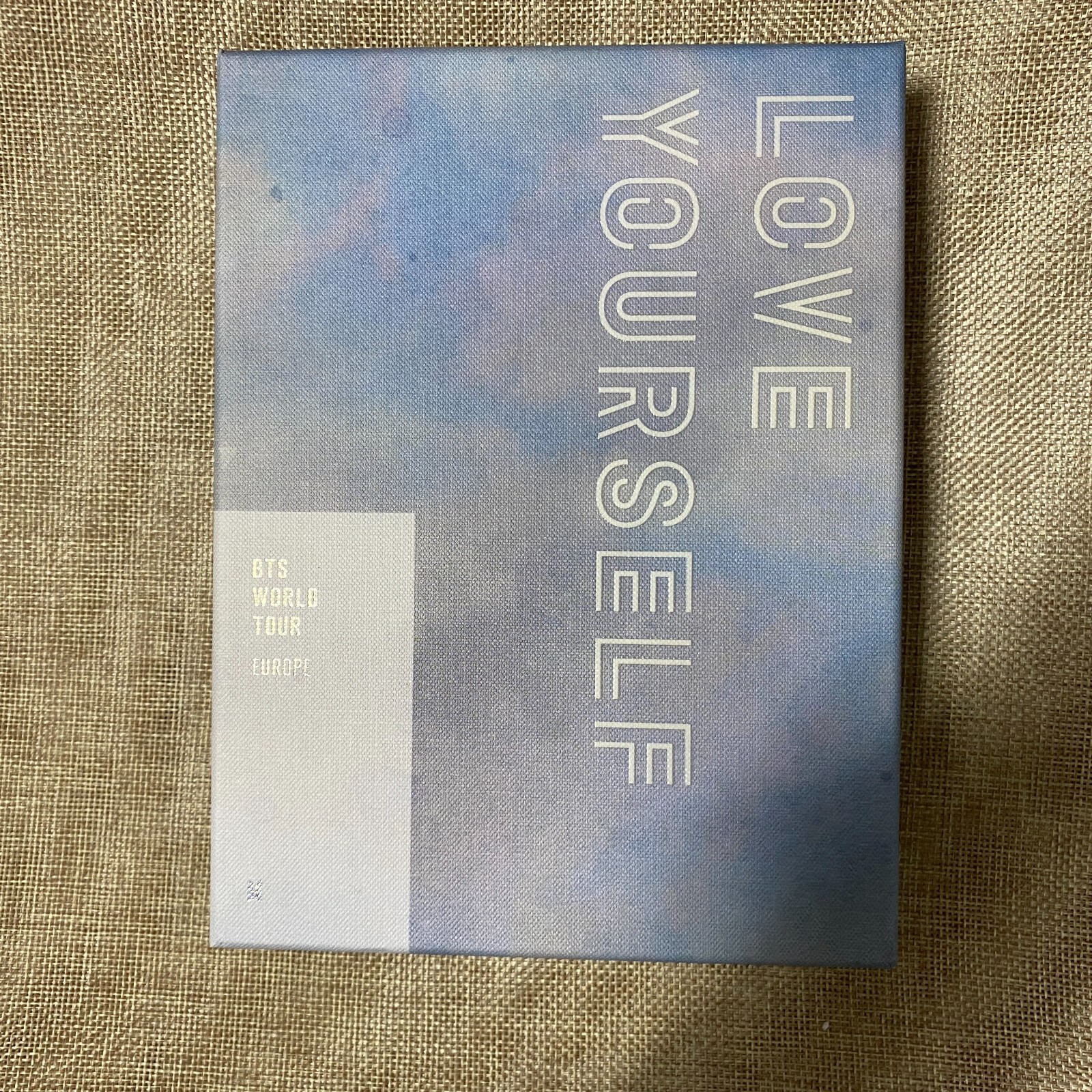 BTS [Love Yourself Europe] Official DVD / Photobook + 2 DVD