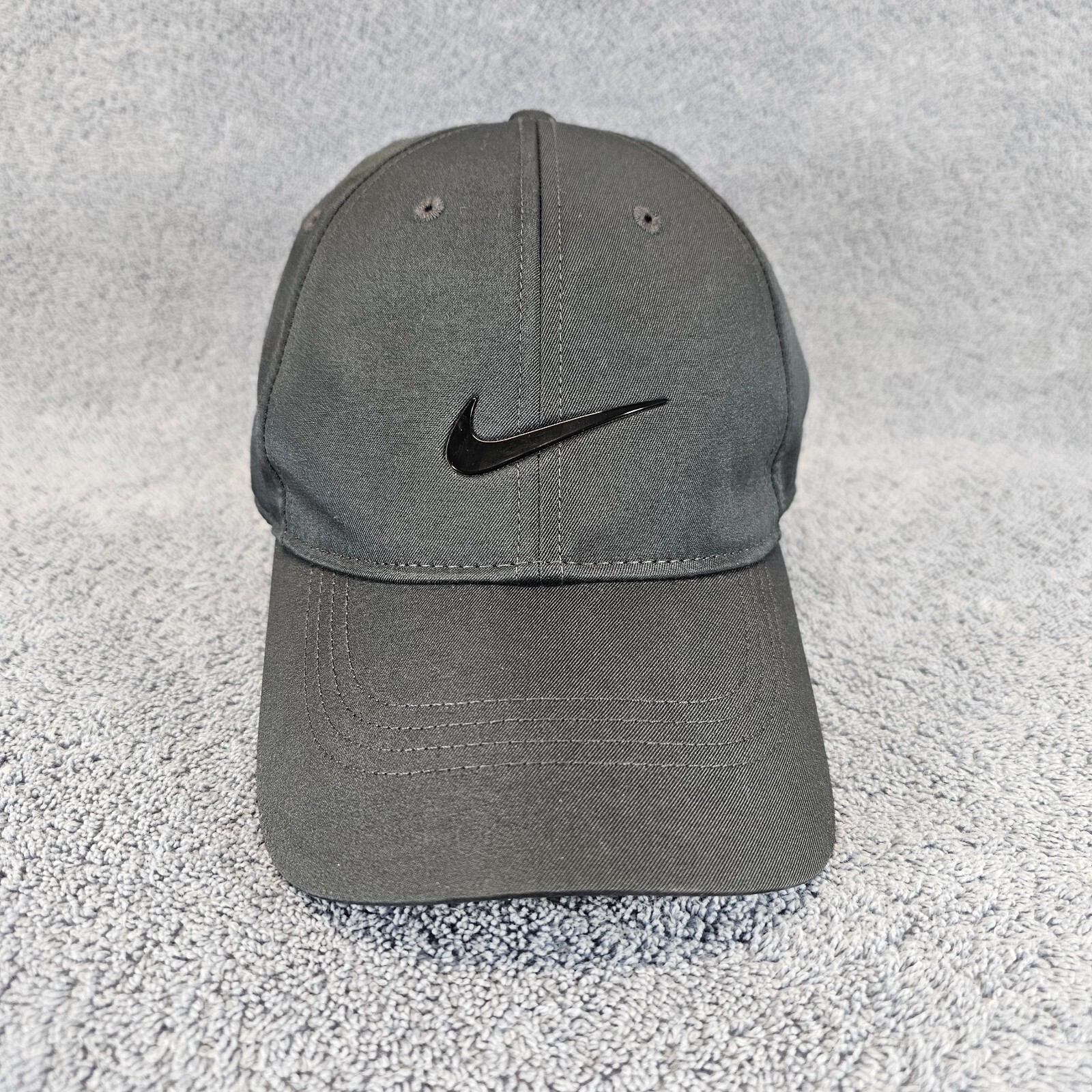 grey nike baseball cap