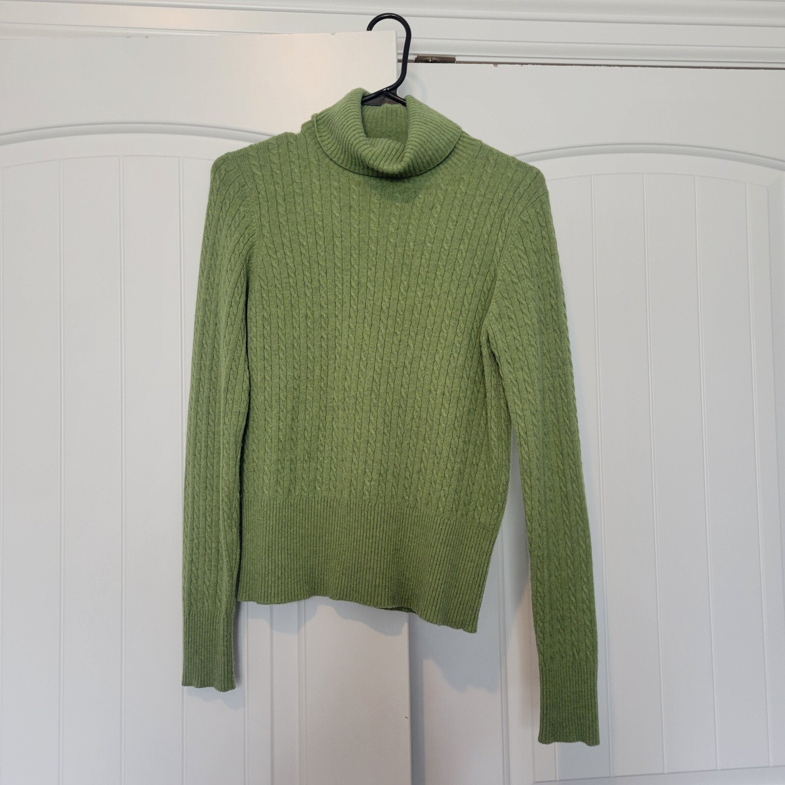 Mariele Waithe 100% Cashmere Turtleneck Pullover Sweater