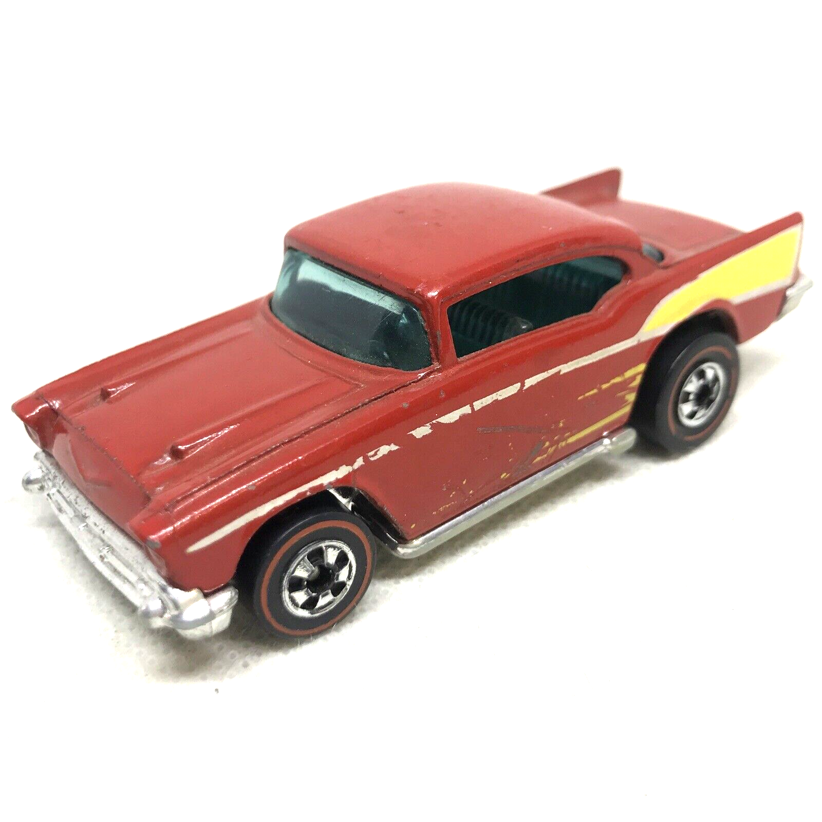 HOTWHEELS 57’ CHEVY 1:18 Hot Wheels 1:18 Chevrolet Custom '57 Chevy Die Cast