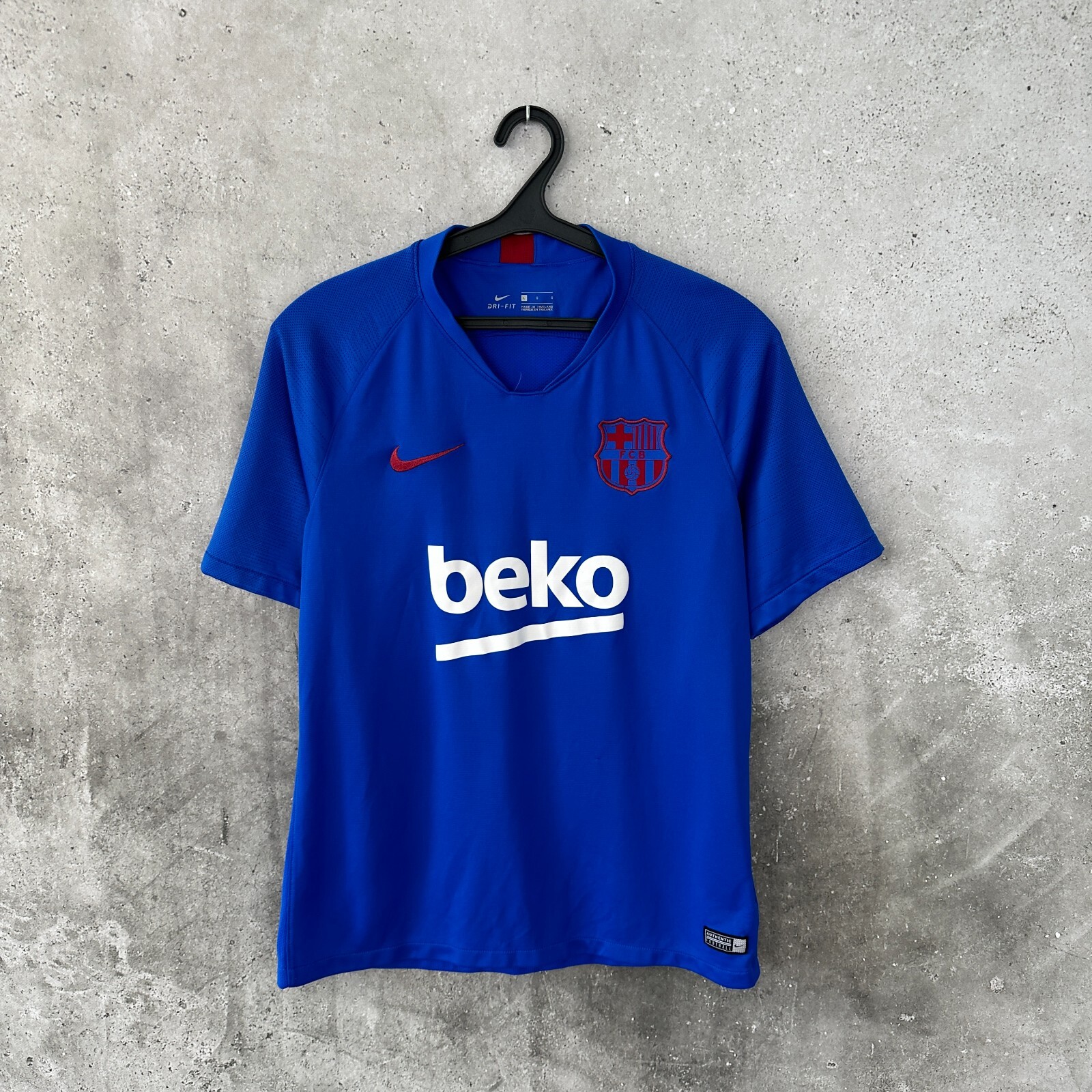 FC Barcelona Nike シャツ Mサイズ IBARÇA 2 Nike FC Barcelona Jersey, Size M – Crazyrichardsoldit