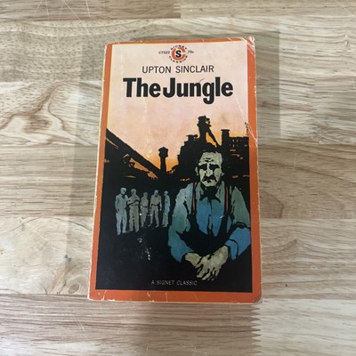 The Jungle Hardcover  Upton Sinclair 1960 Signet Classics Good. G11