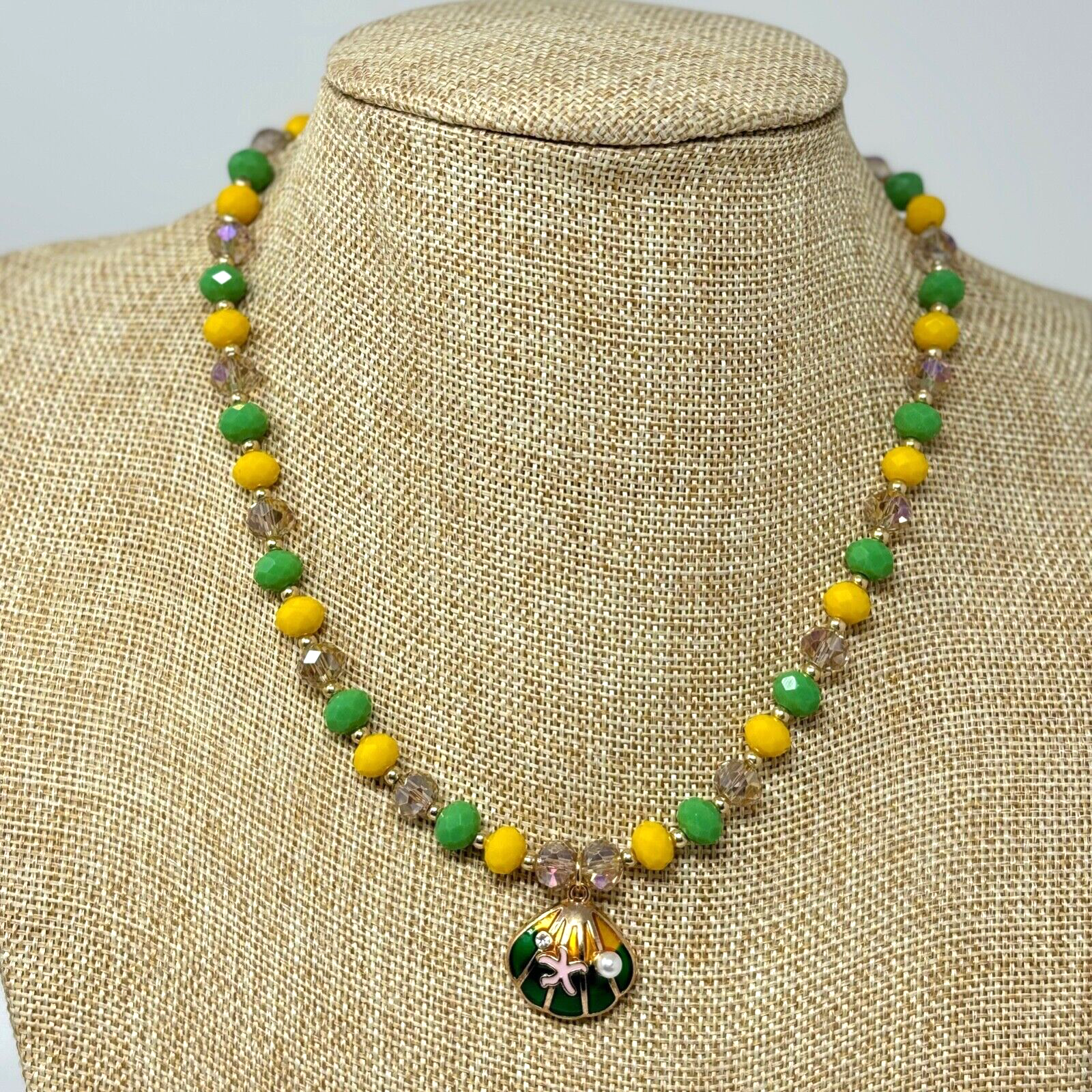 ネックレス・ペンダント Shell Necklace (Green) $_57.PNG?set_id=880000500F