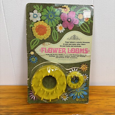 Vintage 1967 Studio Twelve Bucilla Flower Looms Yarn Knitting Nostalgia NEW