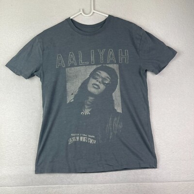 Aaliya T-Shirt Mens XL Gray Short Sleeve Crewneck R&B Hip Hop Soul Music