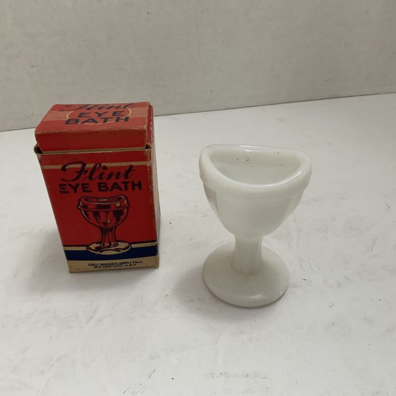 Antique Eye Cup Bath Milk Glass Flint Glass with Eagle Druggest Supply NIB NOS