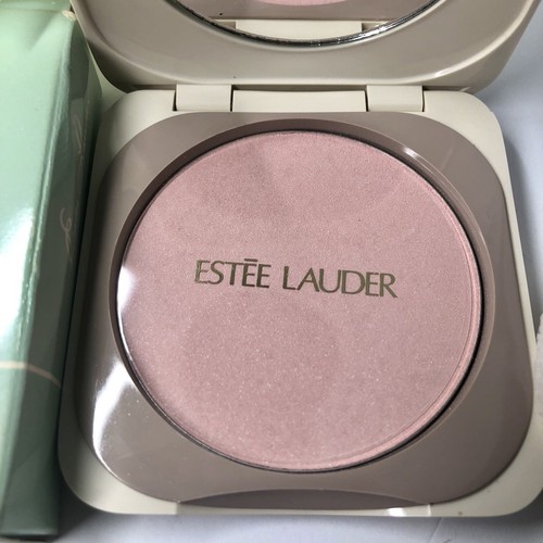 Estee Lauder Moisture Balanced Translucent Pressed Powder PINK SILK 10, New!