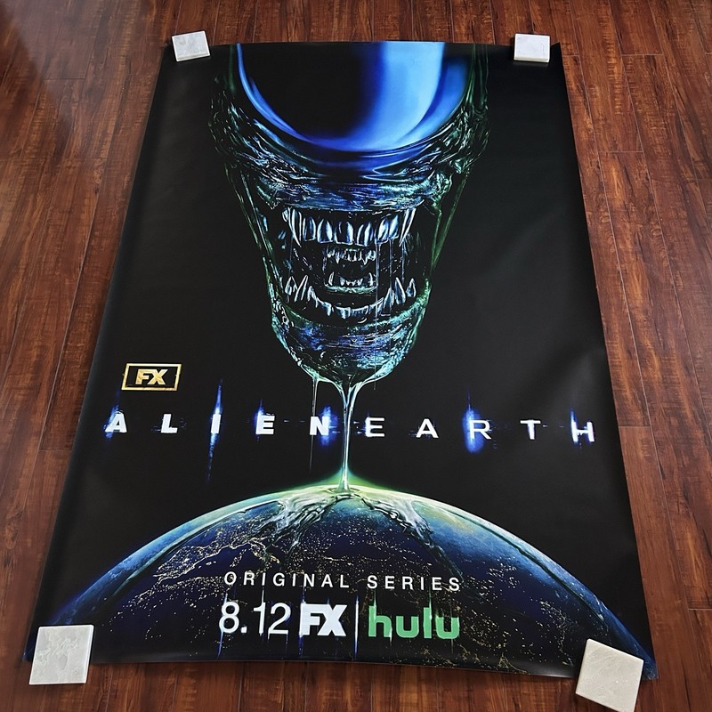 ALIEN EARTH Alien AlienFX Original Series HULU Bus Stop Movie