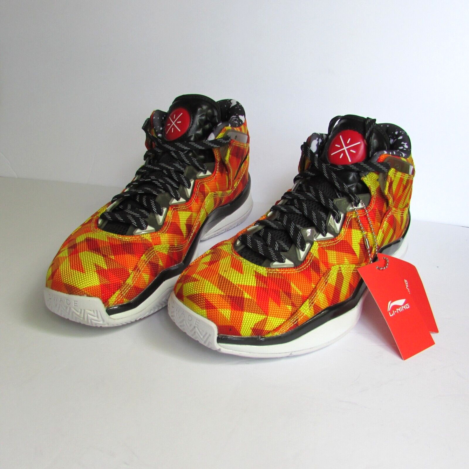 Li-Ning WOW3 Way Of Wade 3 DAZFUEGO-sz 10-red yellow flaming