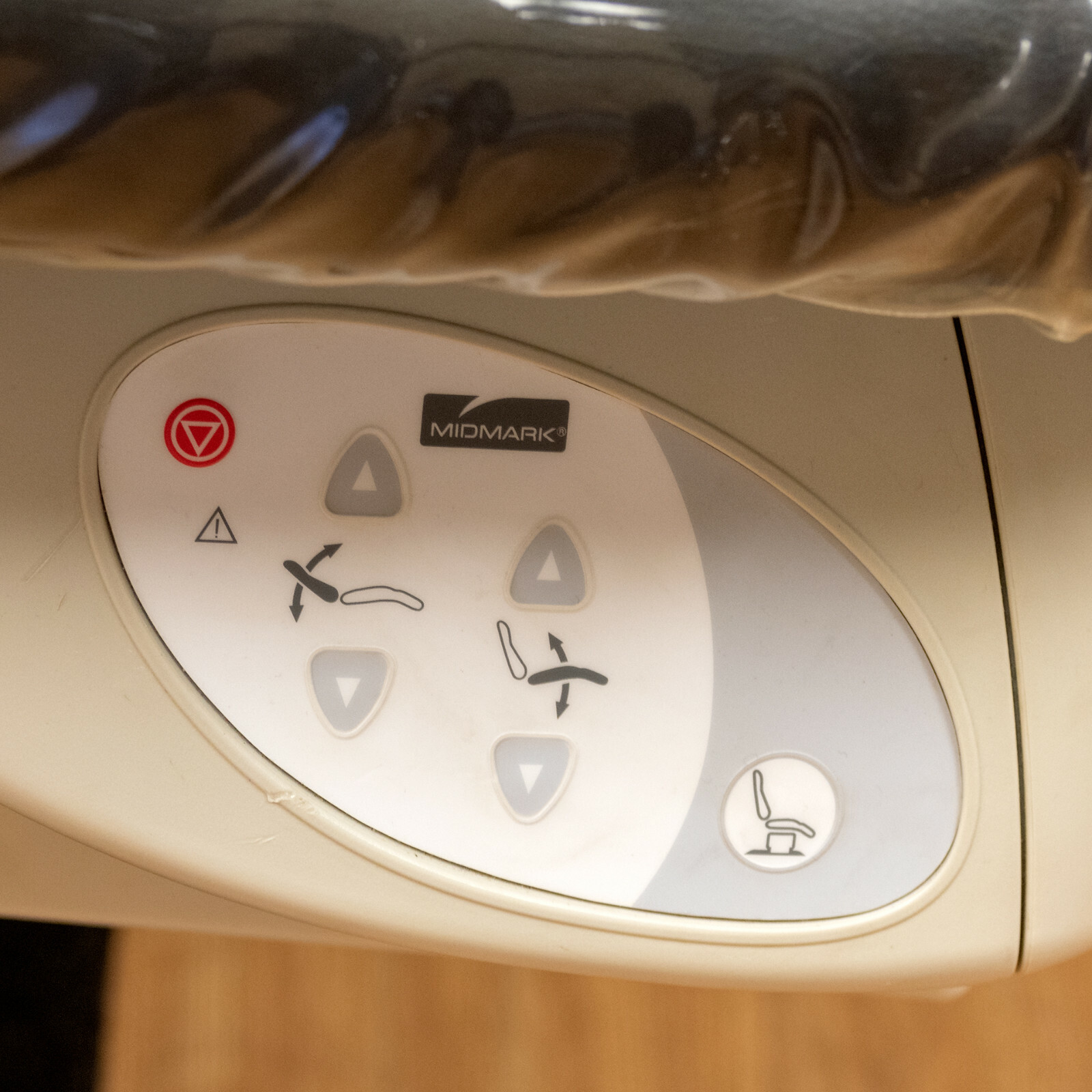 *Black Midmark 646 Podiatry Chair - Complete Base + Upholstery Top