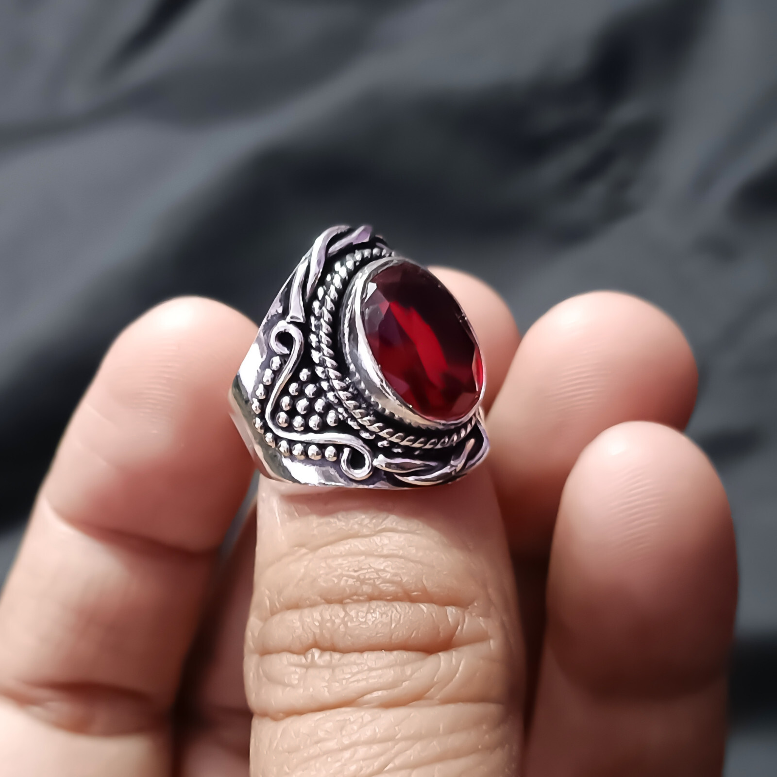 Garnet Red Oval Cut Gemstone 925 Sterling Silver Ring Gift