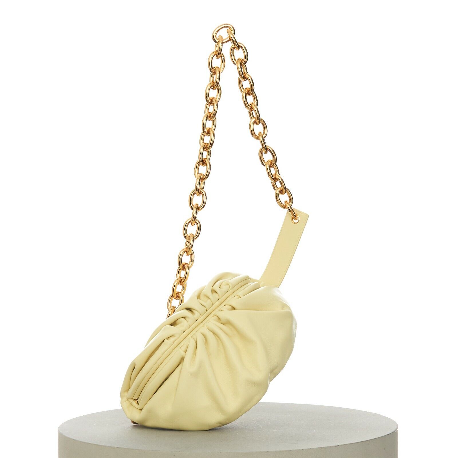 BOTTEGA VENETA 2160$ Ice Cream Leather BELT POUCH Belt Bag BOTTEGA VENETA 2160$ Ice Cream Leather BELT POUCH Belt Bag