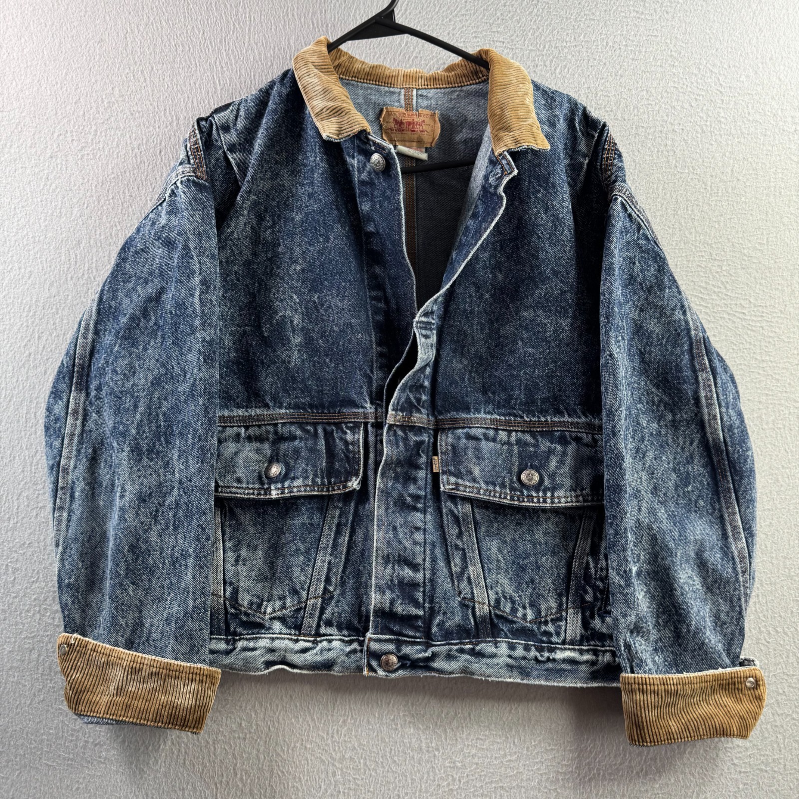 80s LEVIS ボンバージャケット ヴィンテージ 襟レザー Vintage Levis Jacket Mens Medium Boxy Cropped Denim Bomber