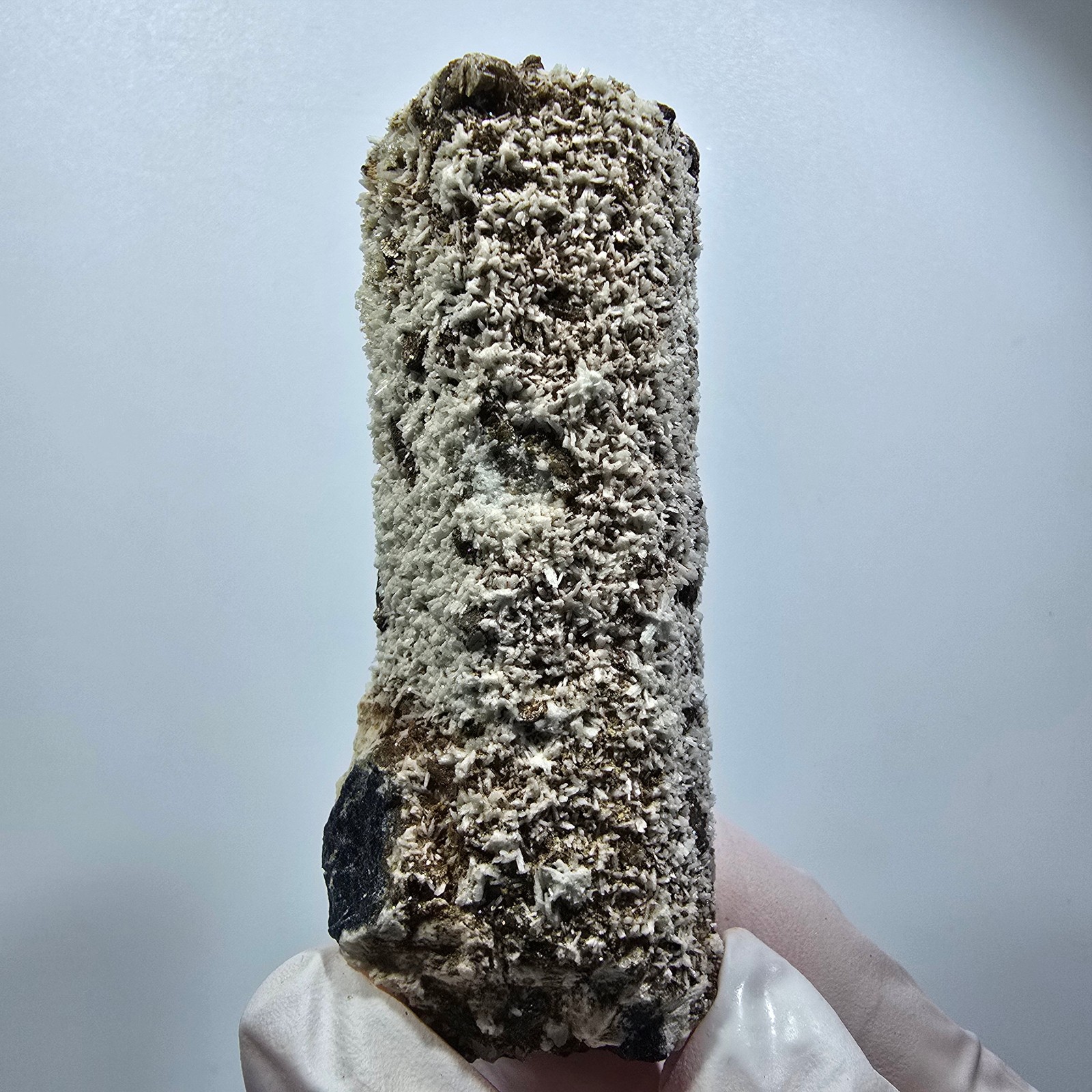 Schörl tourmaline, hyalite opal, muscovite, orthoclase Erongo, Namibia