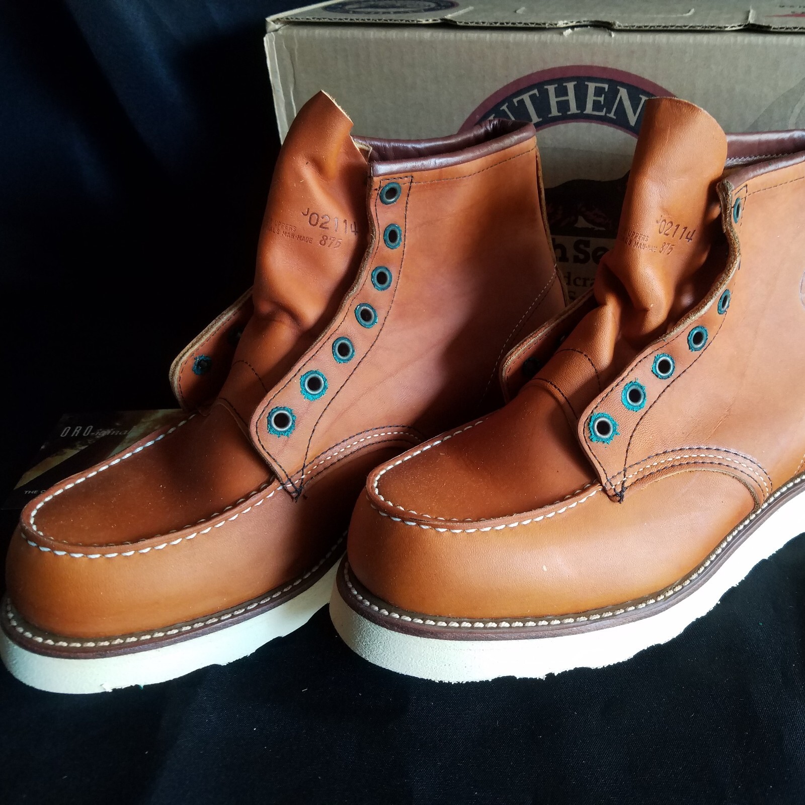 Ultra Rare - Red Wing 875 Ultra Rare - Red Wing 875