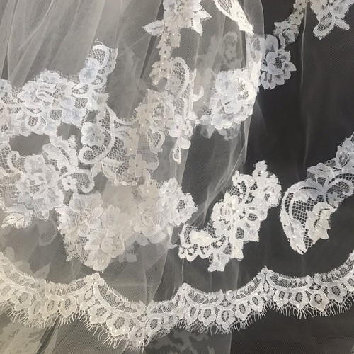 Cathedral length veil by Les Accessoires Barcelona