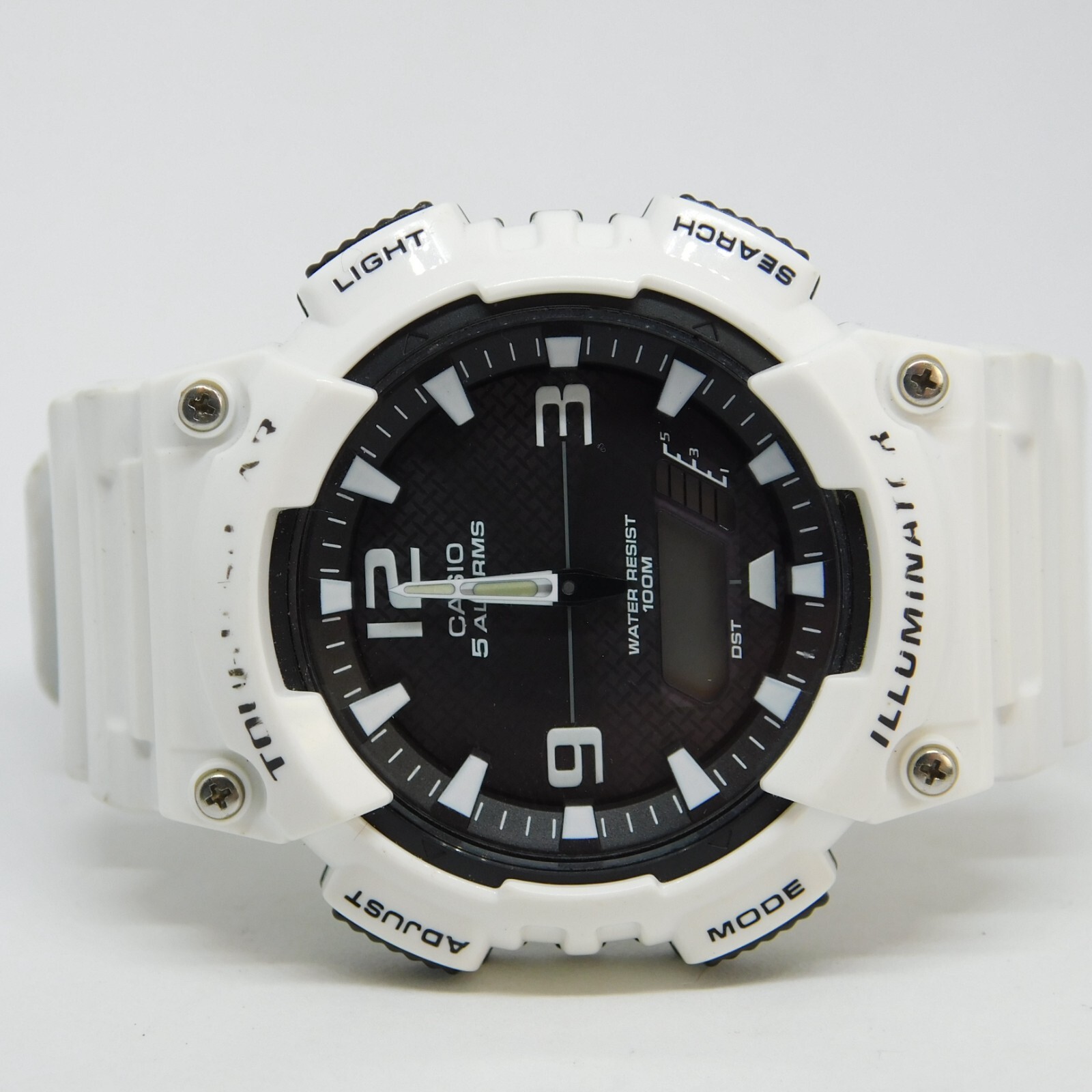 CASIO 5208-JA ホワイト CASIO Illuminator 5208 AQ-S810W Black and White Tone Men's