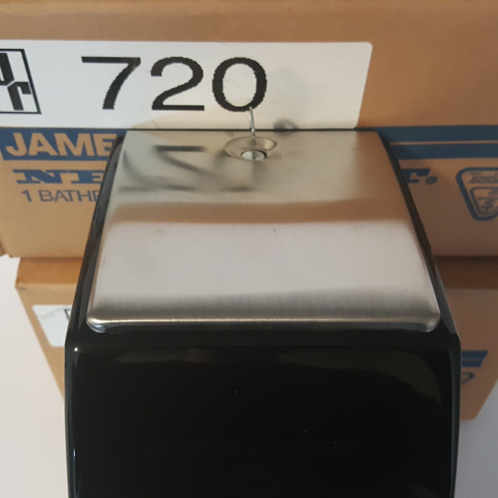 Lot Of 2 James River Rollmaster Never-Out 720 Bathroom Tissue Dispensers W/ Keys