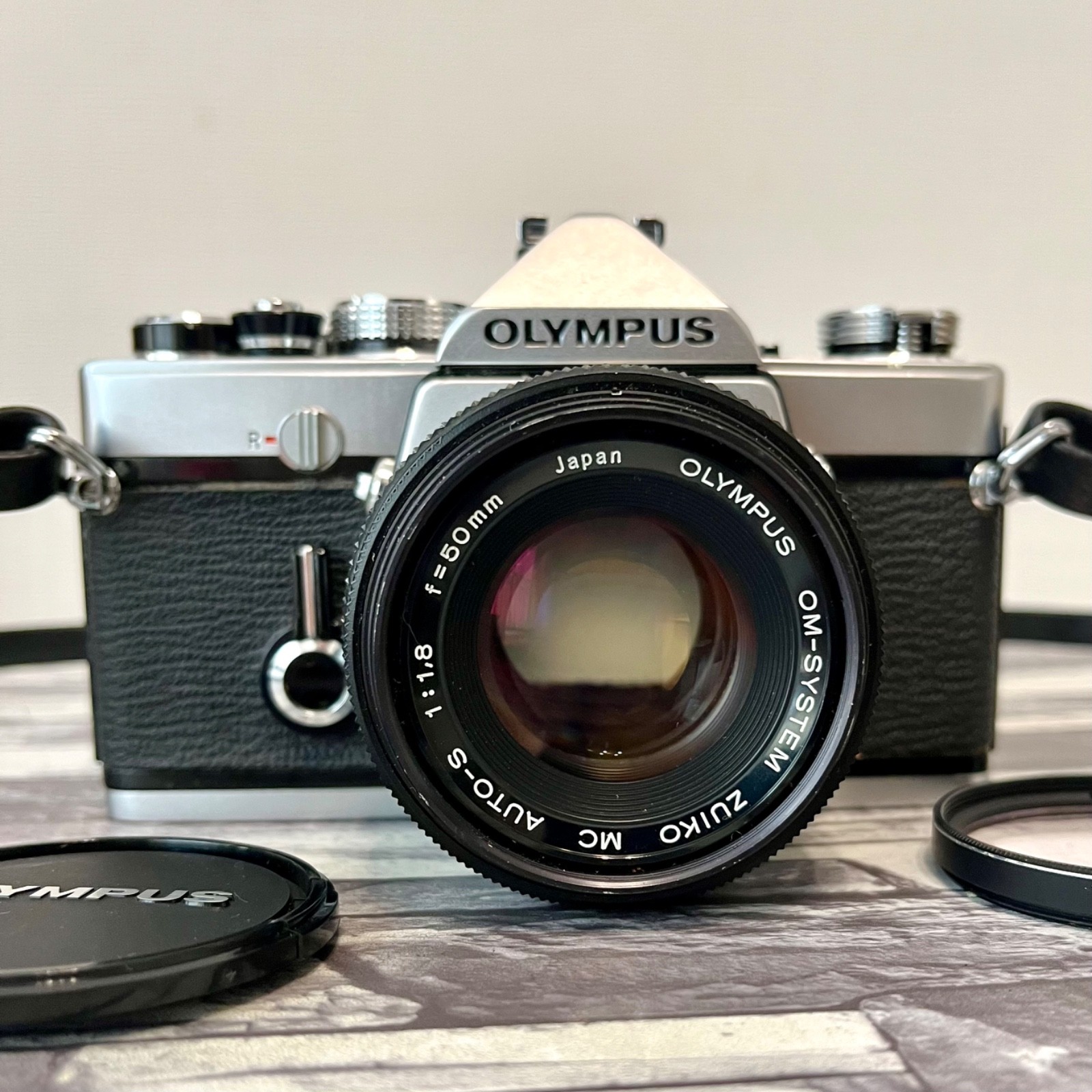 【C7171】OM-1 + OM-System F.Zuiko Auto-s Olympus OM-1 35mm SLR Film Camera - Black Olympus F.Zuiko