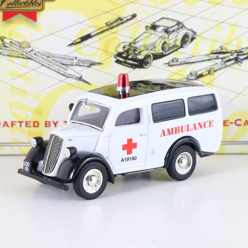 1950 Ford E83 W Ambulance Red Cross Matchbox 1:43 Model Car