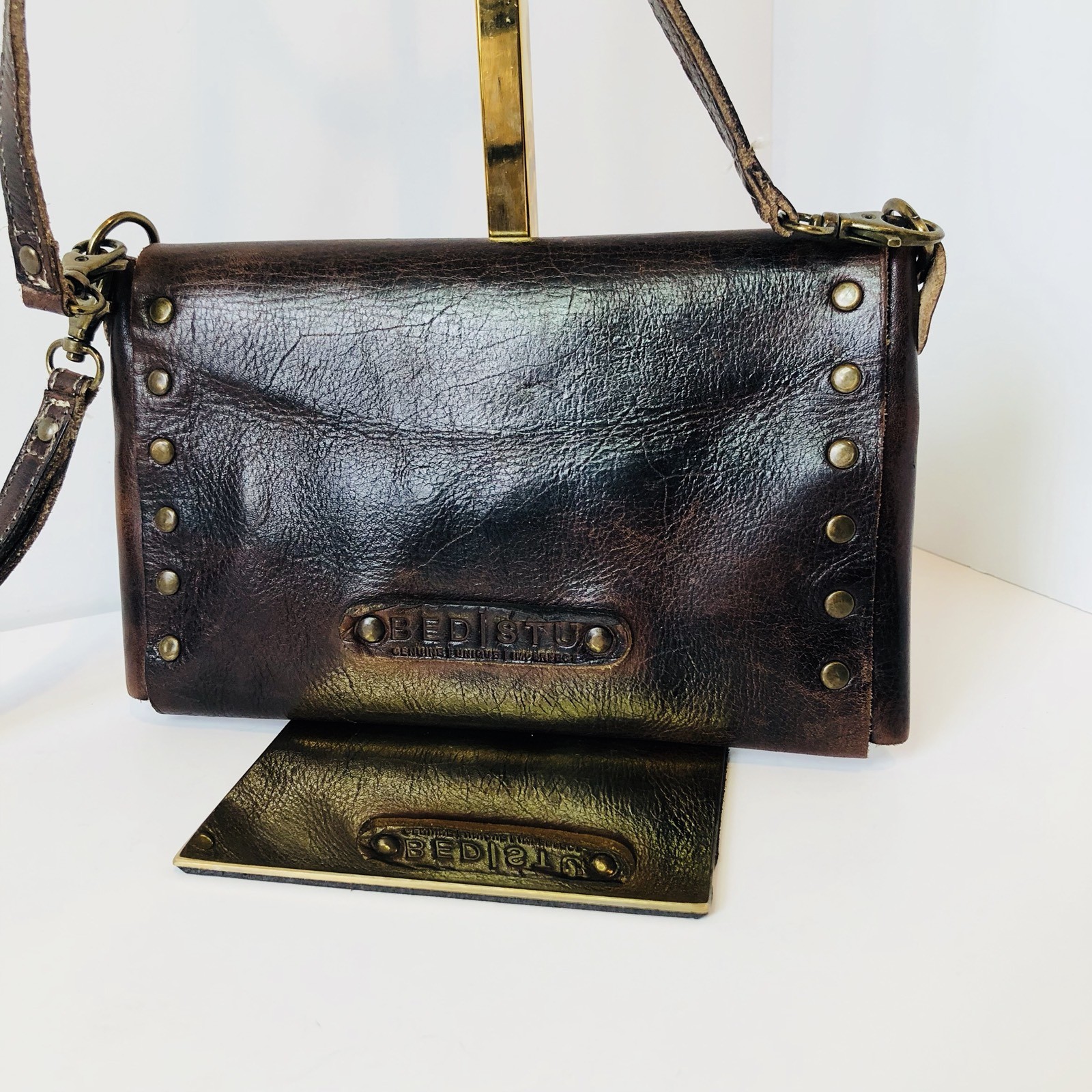 Bed Stu Kensington Crossbody Wristlet Brown Rustic