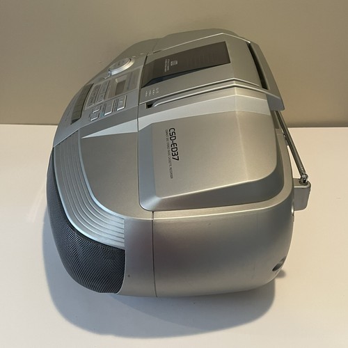 AIWA CSD-ED87 Compact Disc Stereo Radio Cassette Recorder AIWA CSD-ED87 Compact Disc Stereo Radio Cassette Recorder