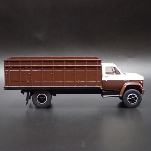1981 81 CHEVY CHEVROLET C70 GRAIN TRUCK 1:64 SCALE COLLECTIBLE DIECAST MODEL CAR 1981 81 CHEVY CHEVROLET C70 GRAIN TRUCK 1:64 SCALE COLLECTIBLE DIECAST MODEL CAR