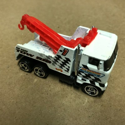 White Tow Rig Hot Wheels Loose Diecast Car HB