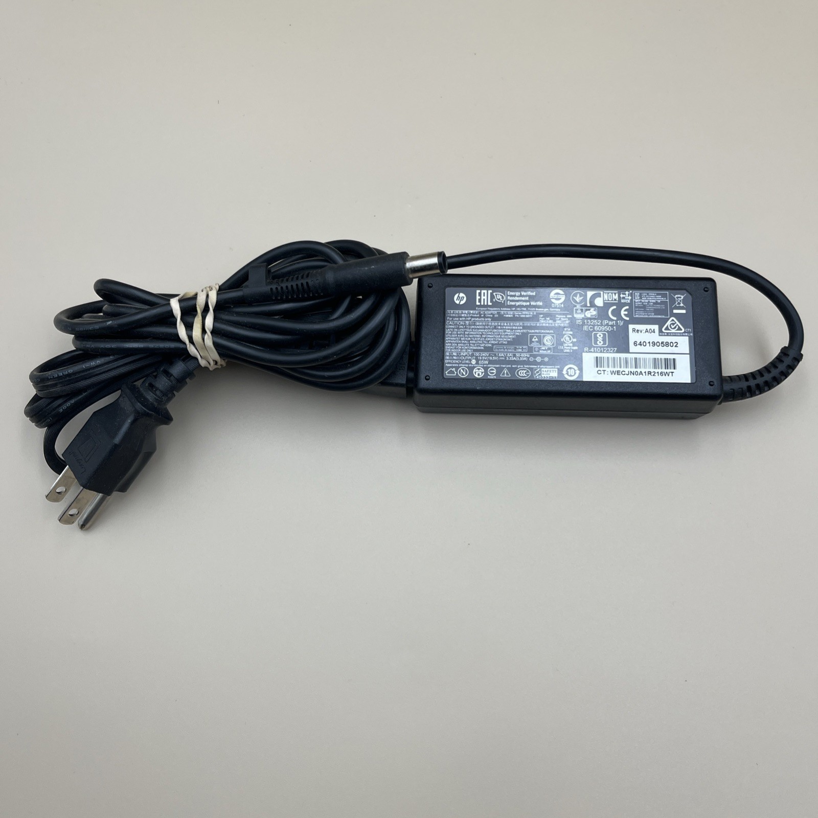 HP 756413-001 19.5V 3.33A 65W AC Power Adapter Charger