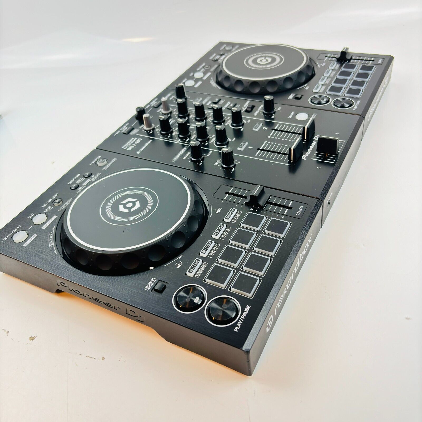 Pioneer DJ DDJ-400 Black DJ Controller 2-channel rekordbox Pioneer DJ DDJ-400 Black DJ Controller 2-channel rekordbox