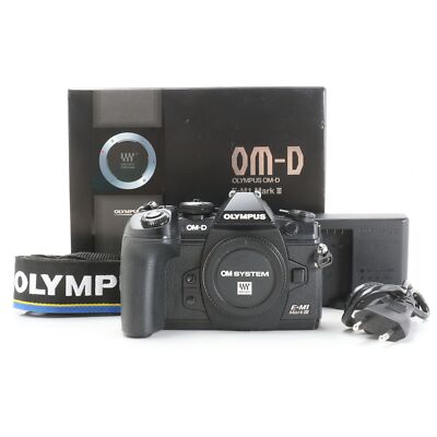 Olympus OM-D E-M1 Mark III + 20 Shutter Count + Top (255206