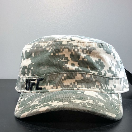 

Мужская регулируемая военная кепка Reebok UFC Digital Camo