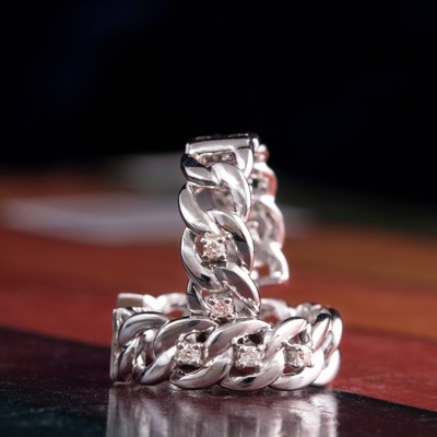 Cervin Blanc 18ct White Gold Diamond Earrings Chunky Chain Hoops 0.20ct