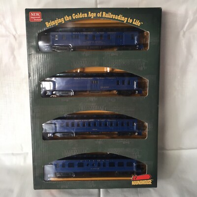 Roundhouse Baltimore & Ohio Coach and Cars