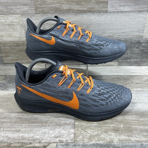 TNページ Nike Tennessee Volunteers Zoom Pegasus 36 Shoes Men's 9 Gray