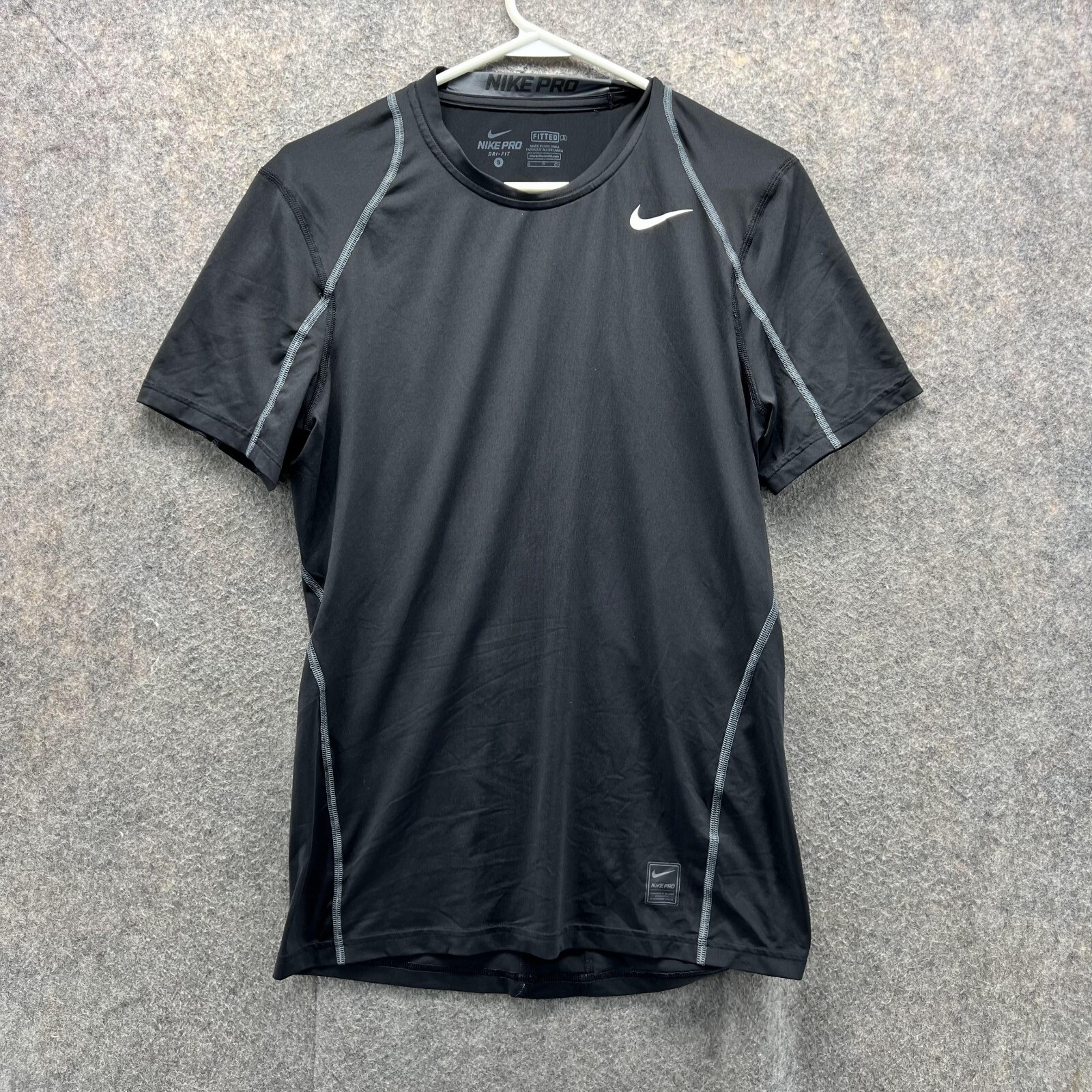 nike pro shirt black