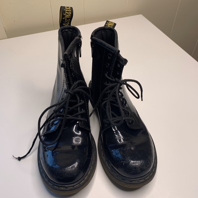 zip up doc martens