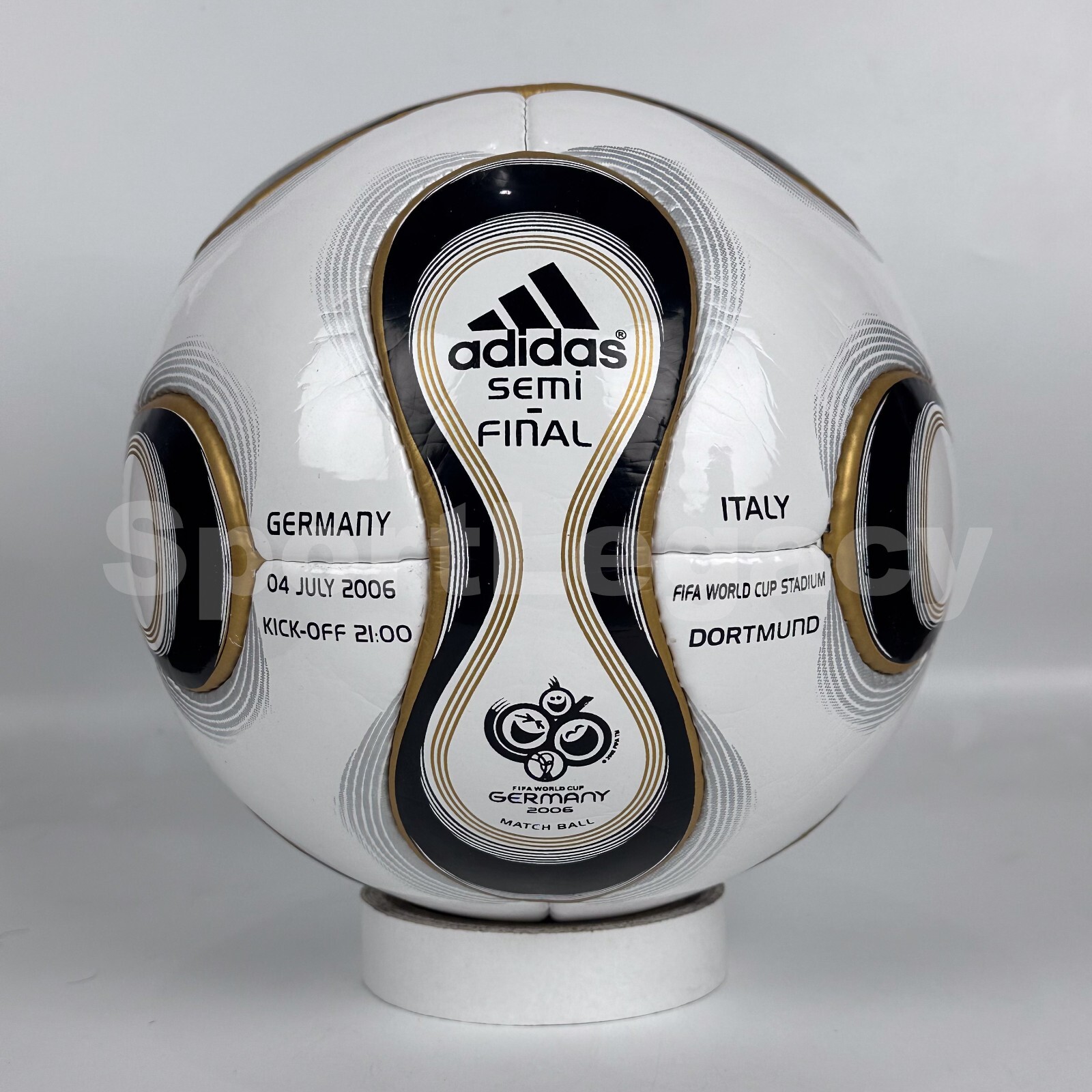 Adidas Teamgeist Berlin | Soccer ball | FIFA World Cup 2006