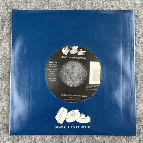 Weezer Holiday / The Sweater Song レコード 税込】 Weezer Holiday / The Sweater Song レコード - メルカリ