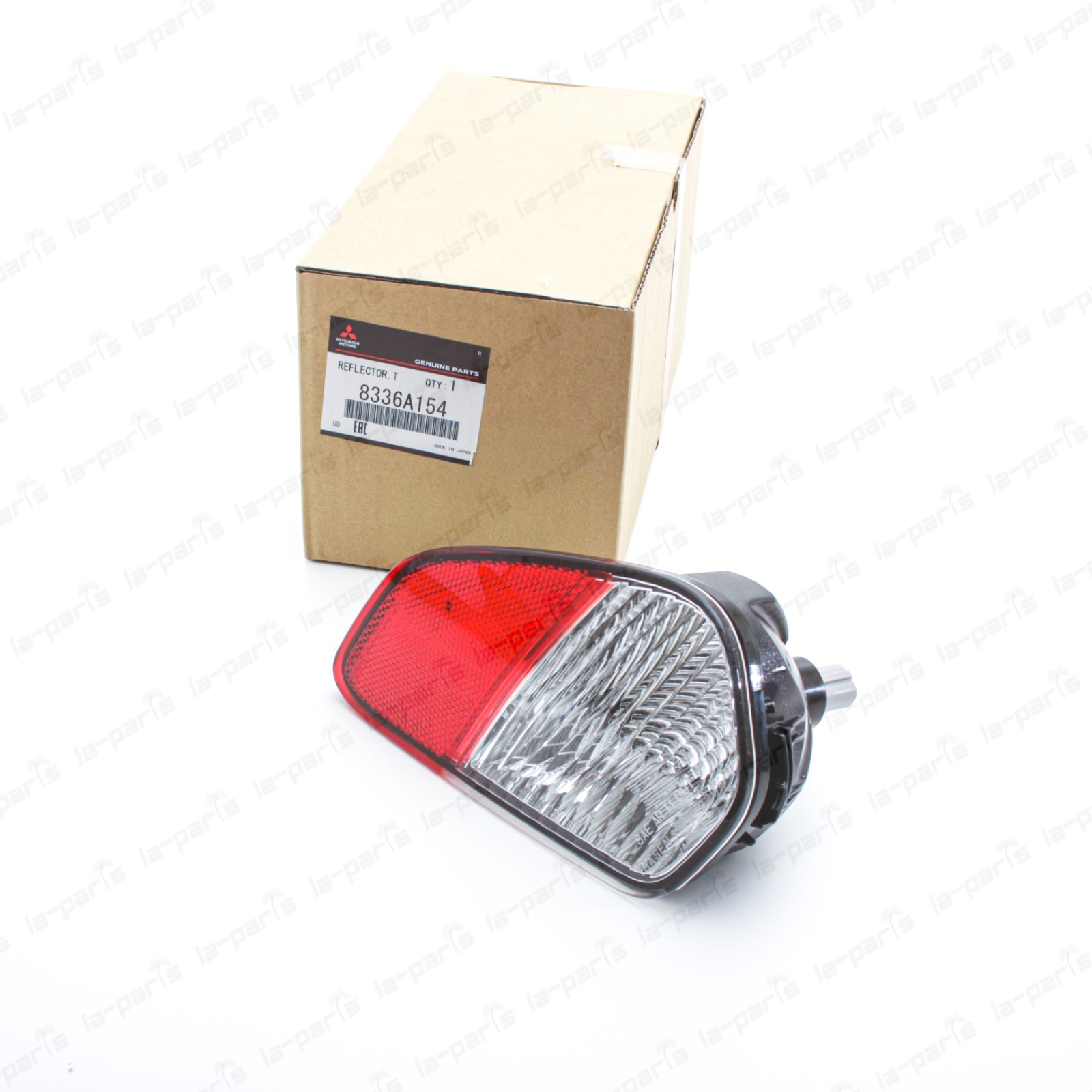 New Genuine OEM Mitsubishi 16-22 Outlander Passenger Side Backup Lamp 8336A154
