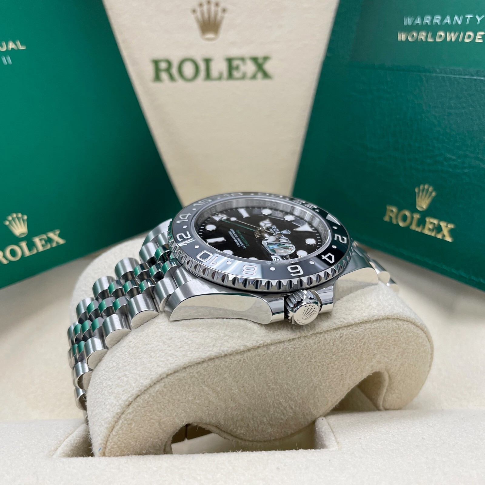 Pre-owned Rolex Gmt-master Ii 126710grnr Black Bruce Wayne Stainless Steel Jubilee Bracelet